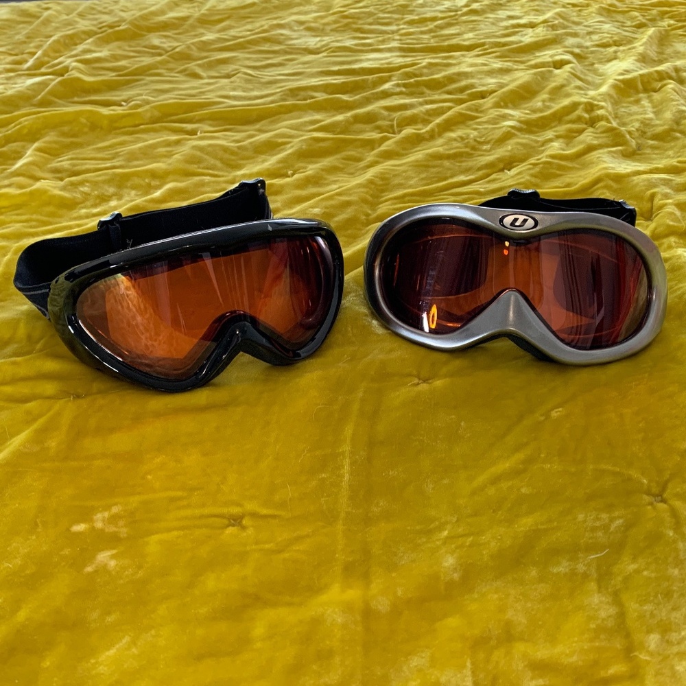 Ski Goggles, set of 2!
